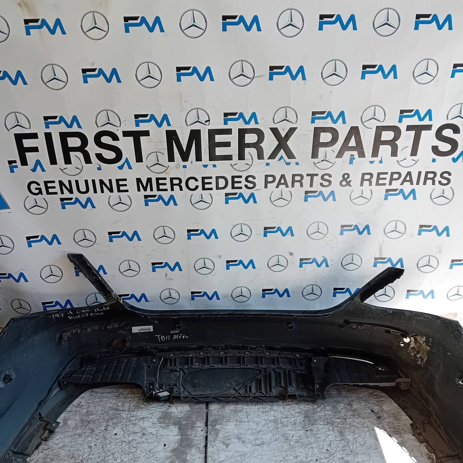 MERCEDES E-CLASS W213 SALOON REAR BUMPER 2016 A2138850001 BLACK COMPLETE FMX100
