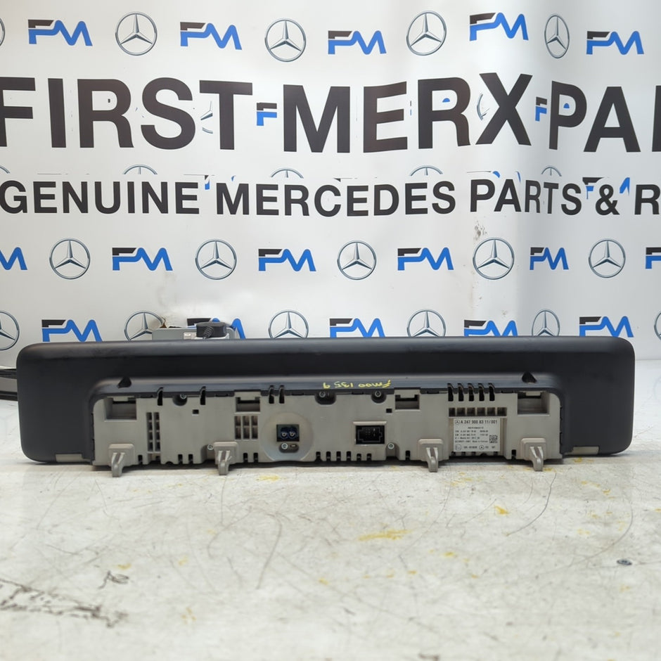 MERCEDES BENZ B-CLASS W247  DISPLAY SCREEN A2479008311 2019 ON FM001359