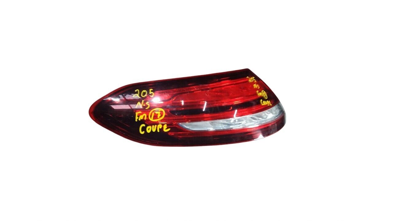 MERCEDES BENZ C-CLASS W205 COUPE PASSENGER SIDE REAR LIGHT A2059063105 FM17