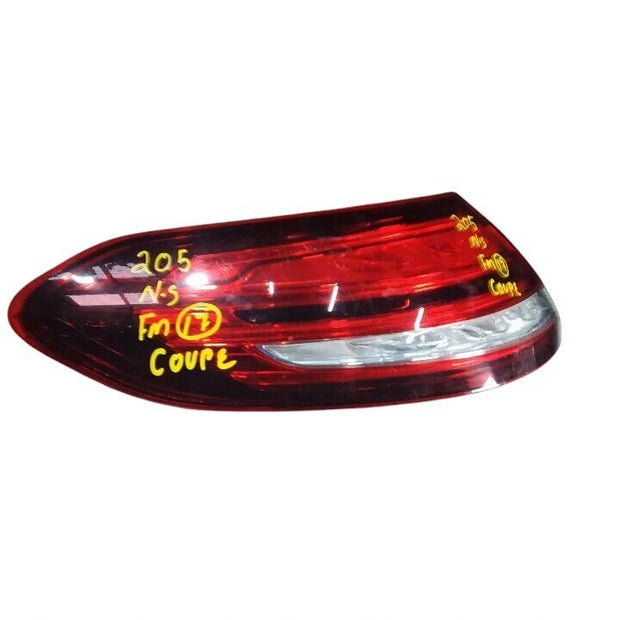 MERCEDES BENZ C-CLASS W205 COUPE PASSENGER SIDE REAR LIGHT A2059063105 FM17