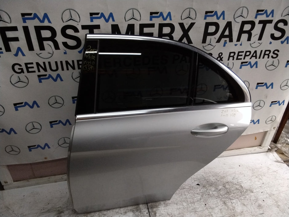 MERCEDES C-CLASS W205 SLN PASSENGER REAR DOOR NSR SILVER 2014 ON COMPLETE FMD339