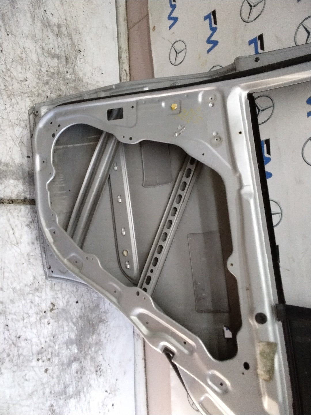 MERCEDES M-CLASS W164  DRIVER REAR DOOR OSR SILVER 2005-11 FMD571