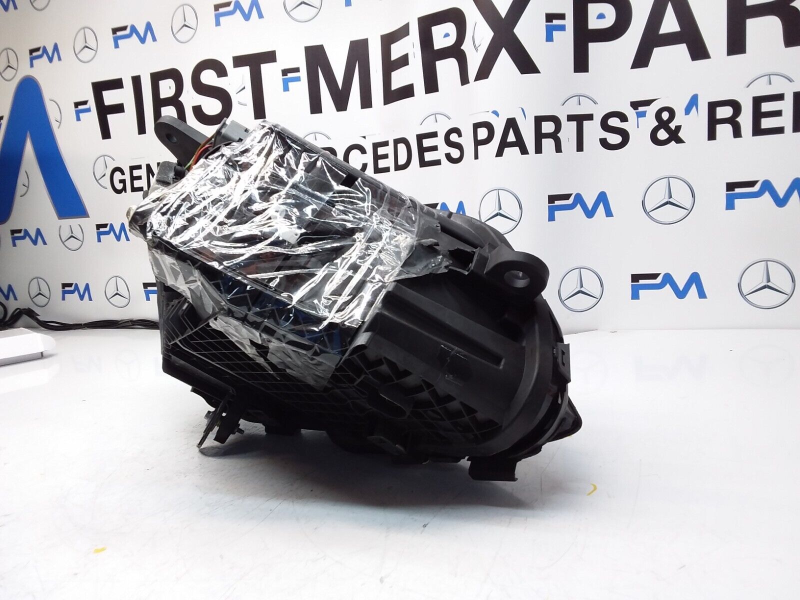 2019 MERCEDES C-CLASS W205 N/S Passenger Side Front Headlight A20539062506 FMH22