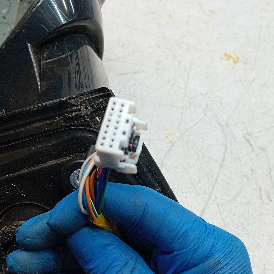 MITSUBISHI OUTLANDER MK3 DRIVER WING MIRROR OS BLACK CAMERA 2013 FMM52 (D)