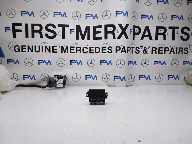 MERCEDES C-CLASS W205 PARKING DISTANCE SENSOR MODULE A0009001808 FM00454