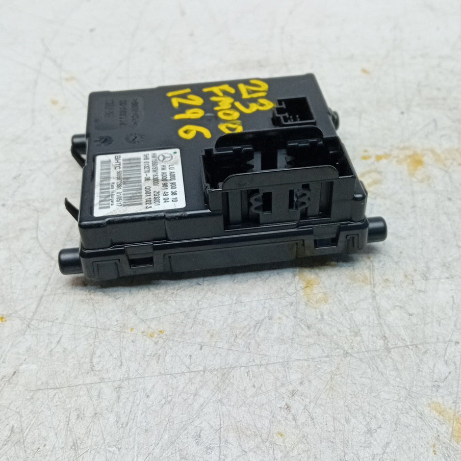 MERCEDES E-CLASS 2016 W213 AIR CONDITIONING CONTROL MODULE A0009003810 FM001296