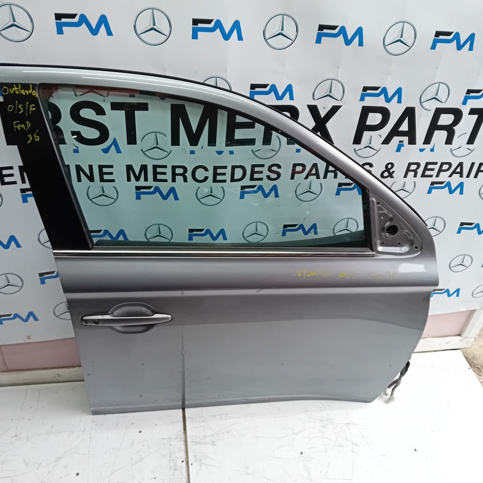 MITSUBISH OUTLANDER DRIVER SIDE FRONT DOOR O/S/F COMPLETE SILVER FMD36