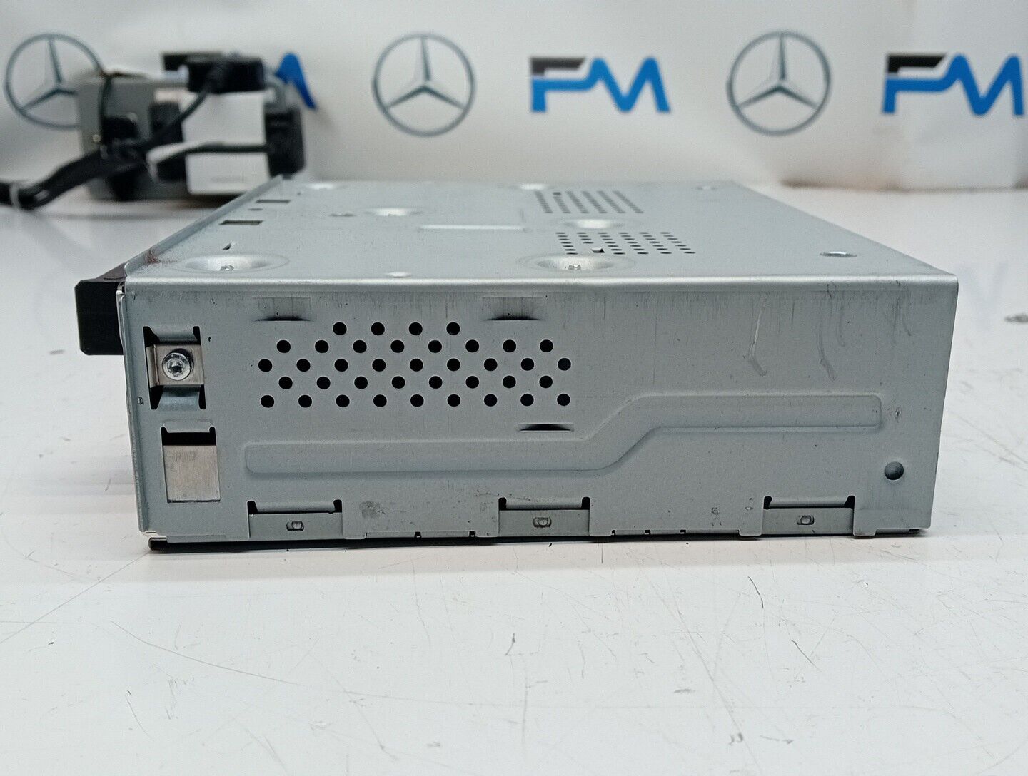 Mercedes Glc C E Class Radio Tuner Box W253 W205 W213 14-21 A2229008911 FM293