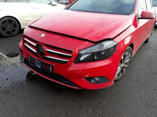 MERCEDES BENZ A-CLASS W176 - BREAKING / FRONT & REAR BUMPER  AND WINGS