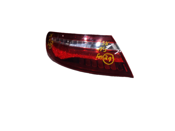 MERCEDES E CLASS W238 COUPE PASSENGER SIDE REAR LIGHT A2389062001 FM29