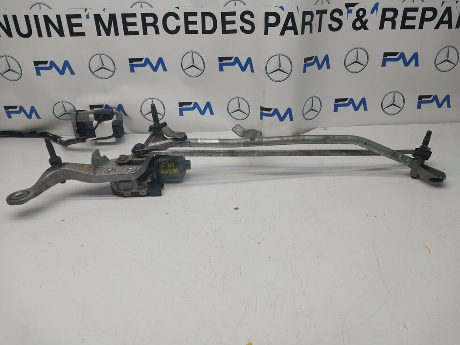 14-21 MERCEDES C CLASS WINDSCREEN WIPER MOTOR & LINKAGE FRONT A2058200940FM00216