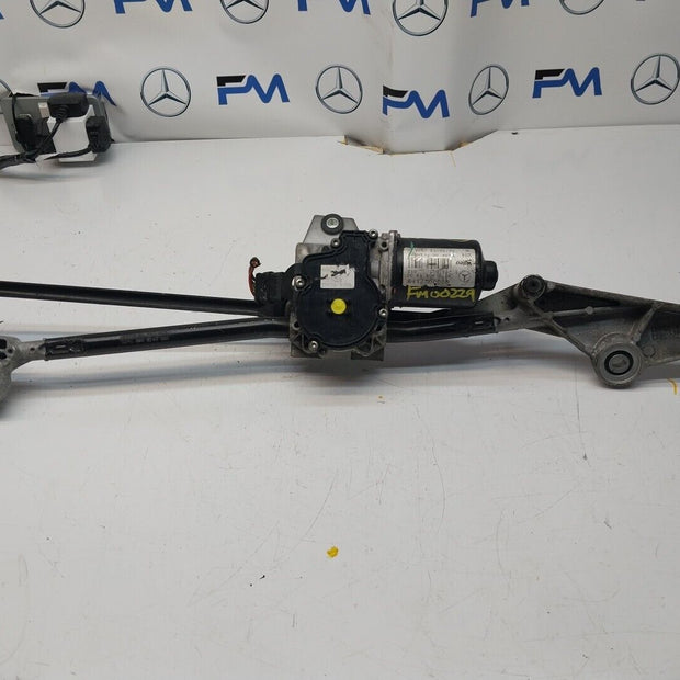 MERCEDES-BENZ A CLA GLA 2015-2018 Wiper Motor Front & Linkage A1769061900FM00229