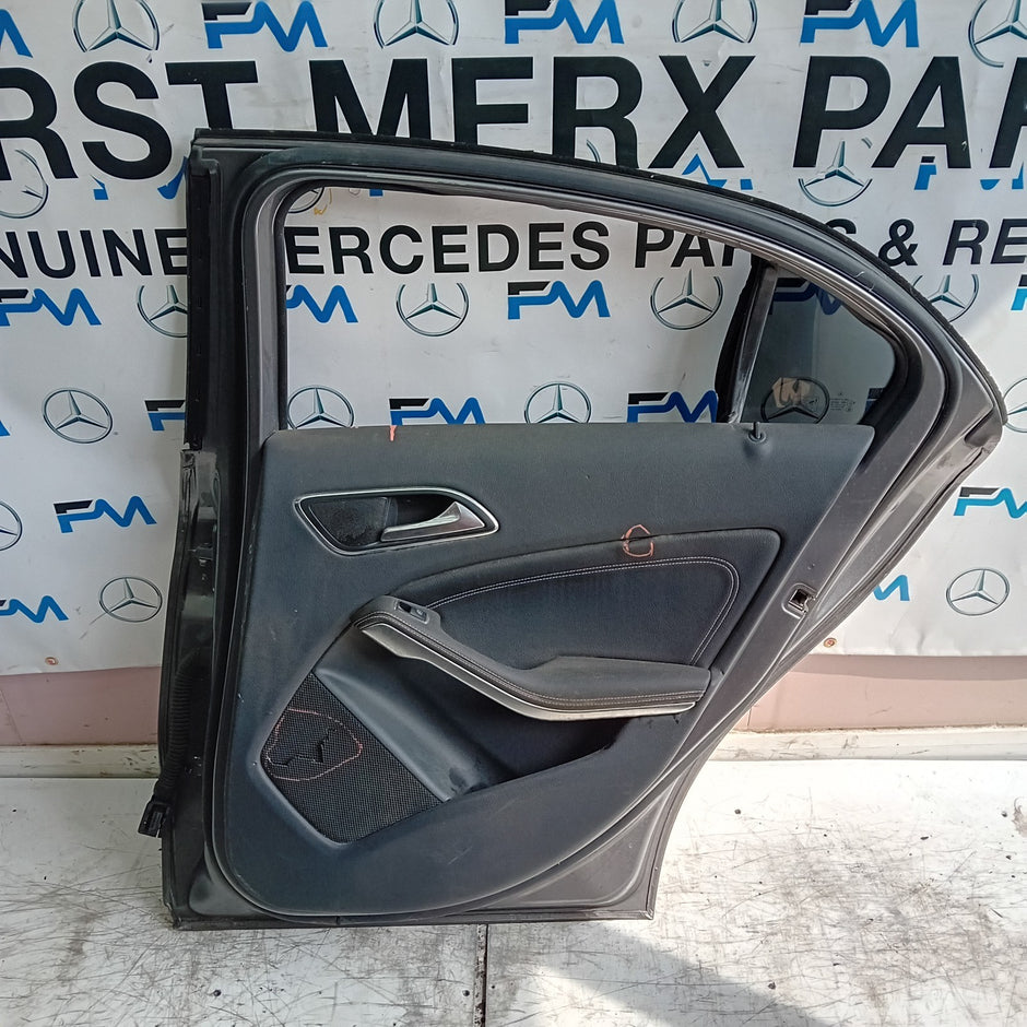 MEECEDES A-CLASS W176 SLN DRIVER REAR DOOR OSR 2012-18 GREY COMPLETE FMD288