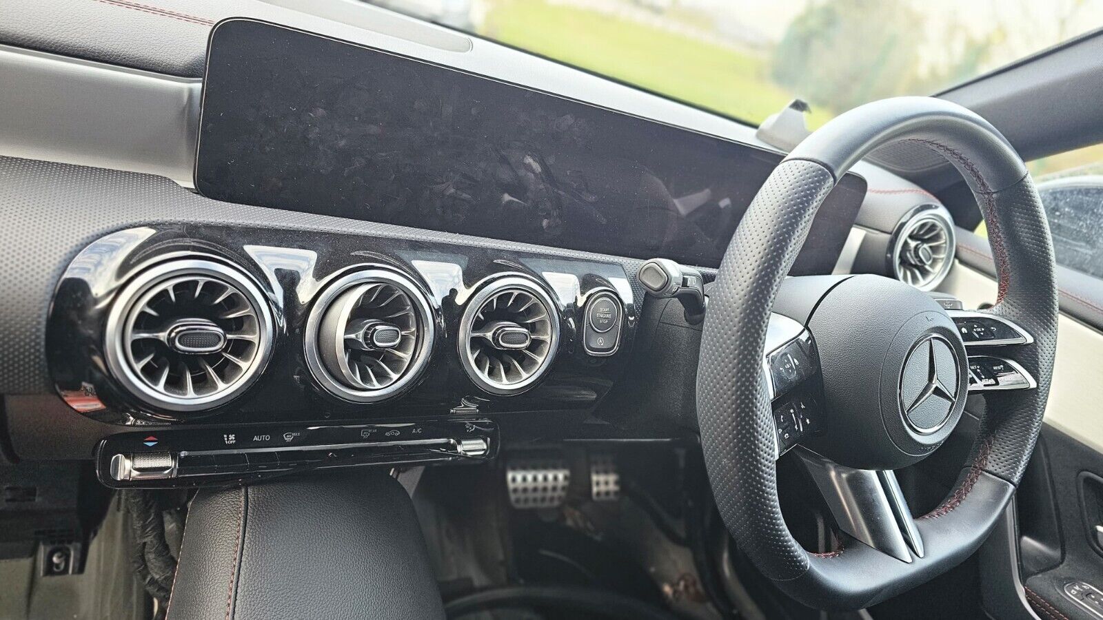 MERCEDES BENZ CLA W118 COUPE - BREAKING / ENGINE AND GEARBOX