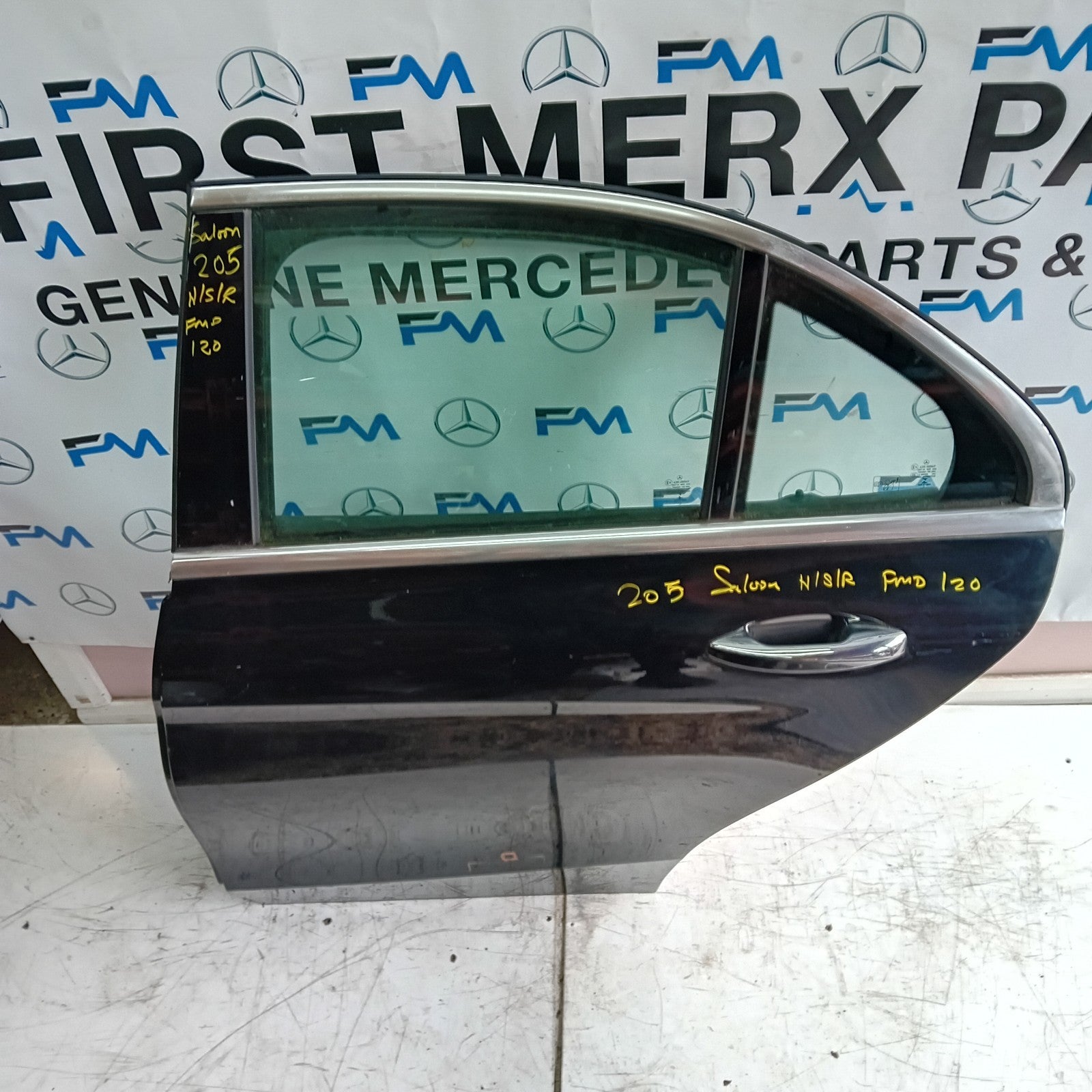 MERCEDES BENZ C-CLASS W205 PASSENGER SIDE REAR DOOR N/S/R BLACK FMD120