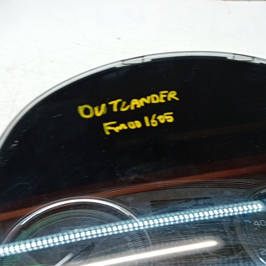 MITSUBISHI OUTLANDER MK3 SPEEDOMETER INSTRUMENT CLUSTER  8100C386 FM001605