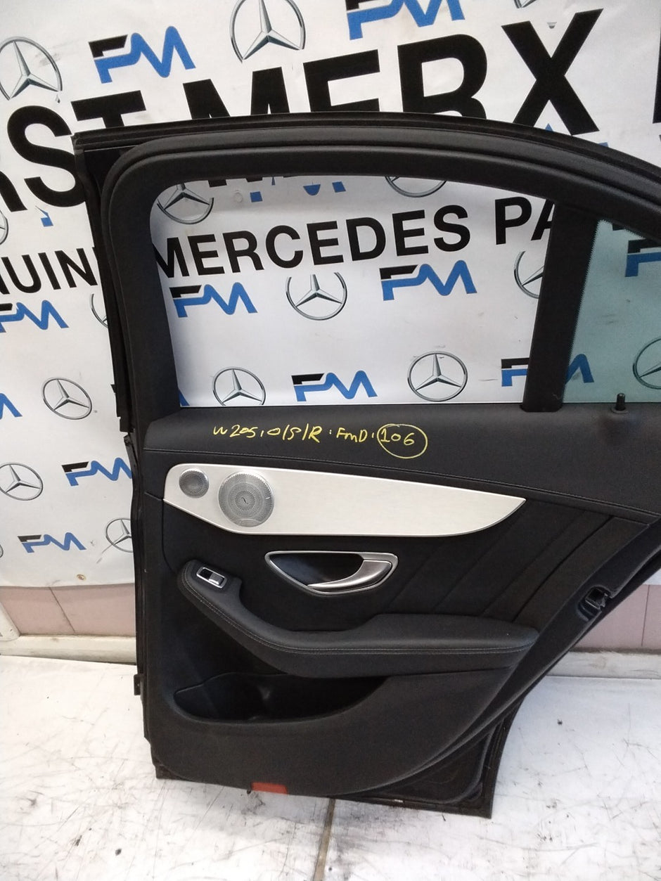 MERCEDES BENZ  C-CLASS W2O5 DRIVER SIDE REAR DOOR O/S/R COMPLETE GREY FMD106