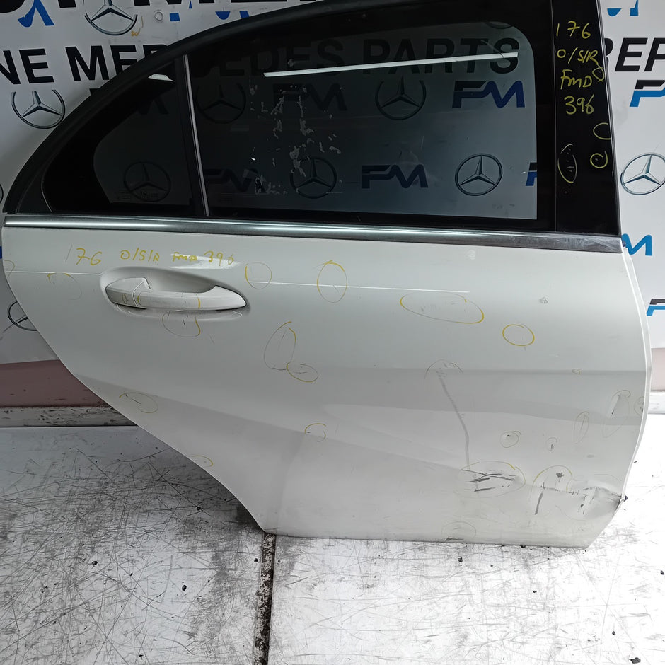 MEECEDS A-CLASS W176 DRIVER REAR DOOR OSR WHITE 2012-18 COMPLETE FMD396