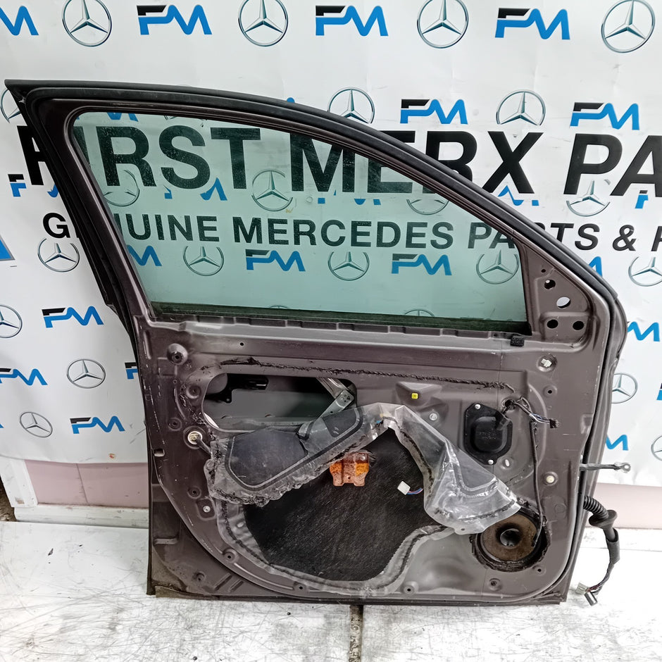 MITSUBISHI OUTLANDER MK3 PASSENGER FRONT DOOR NSF 2013  FMD390