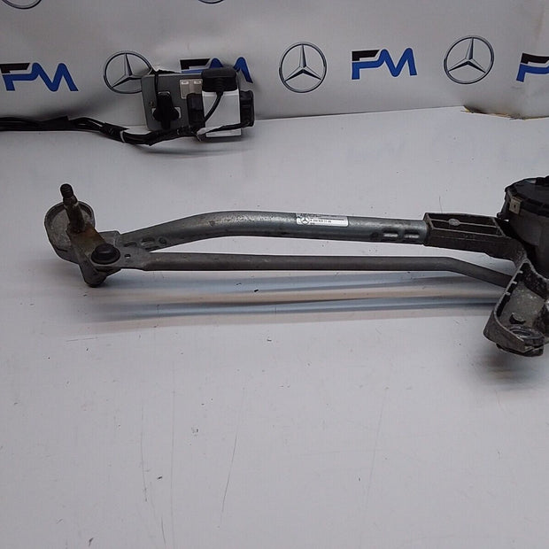 MERCEDES C-CLASS WIPER MOTOR & LINKAGE FRONT A2048201140 W204 2010-2015 FM00204