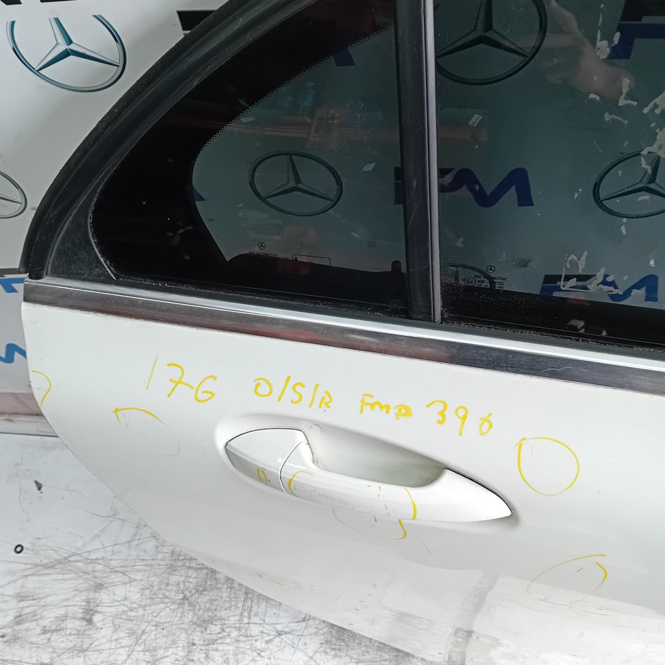 MEECEDS A-CLASS W176 DRIVER REAR DOOR OSR WHITE 2012-18 COMPLETE FMD396