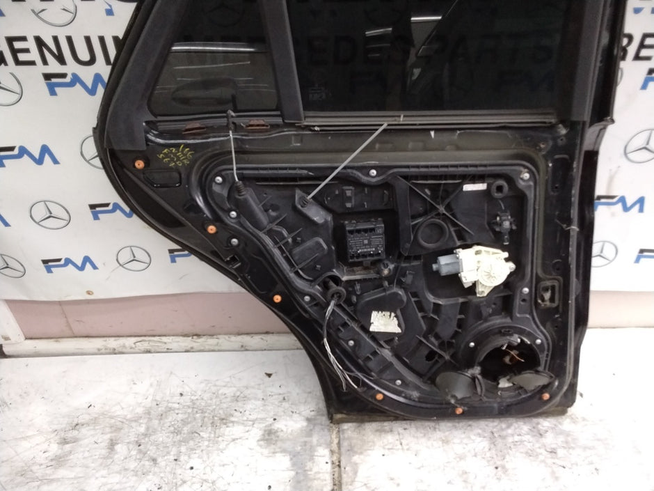 MERCEDES BENZ  M-CLASS W166  PASSENGER REAR DOOR NSR  BLACK 2011-15  FMD567