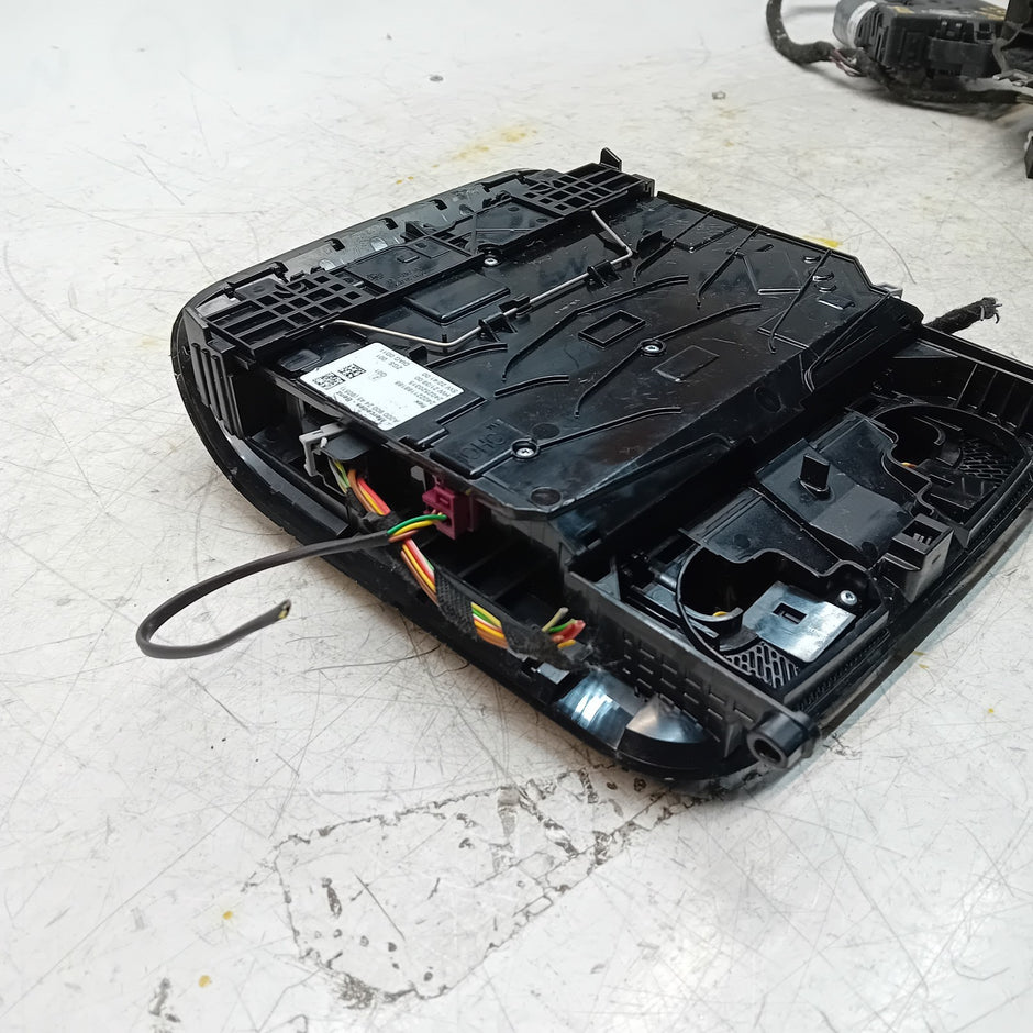 MERCEDES BENZ  C-CLASS W206 MHEV INTERIOR LIGHT A0009002445 FM001473