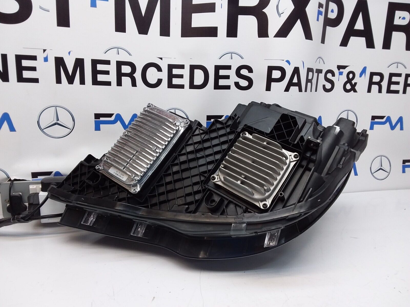 MERCEDES C CLASS W207 HEADLIGHT LED O/S COMPLETE FACELIFT  FMH18