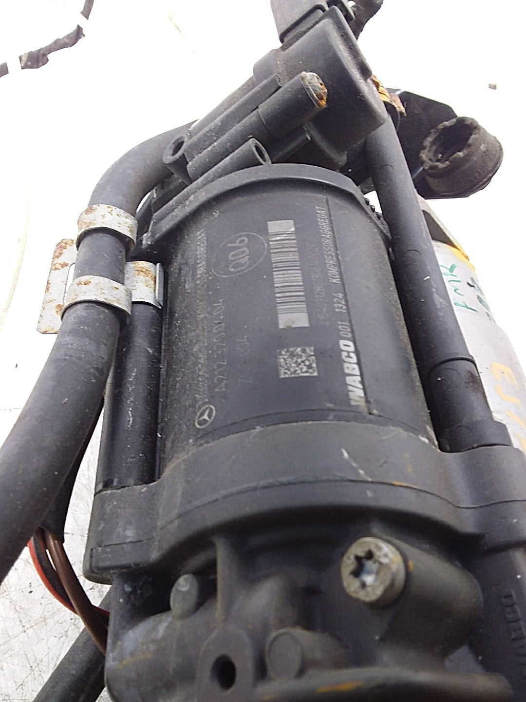 MERCEDES E-CLS W212 AIR SUSPENSION COMPRESSOR PUMP A2123200404 FMR297