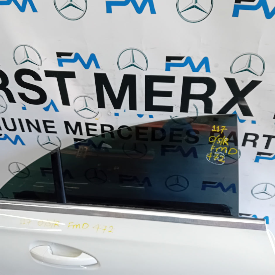 MERCEDES CLA W117 DRIVER REAR DOOR OSR WHITE 2014 COMPLETE FMD472