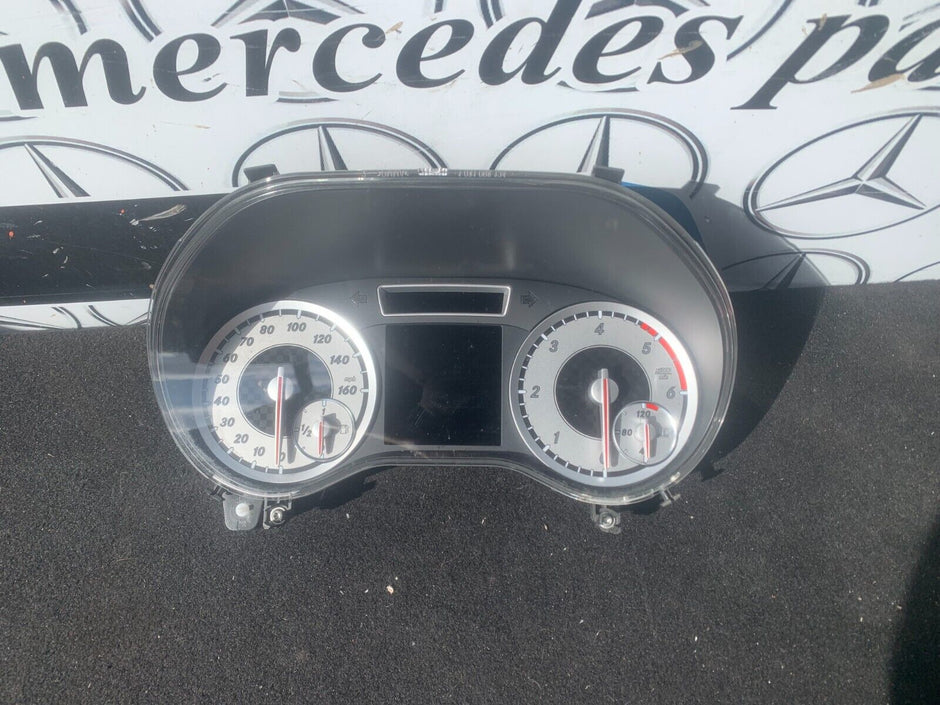 MERCEDES A CLASS SPEEDOMETER INSTRUMENT CLUSTER A1769000201