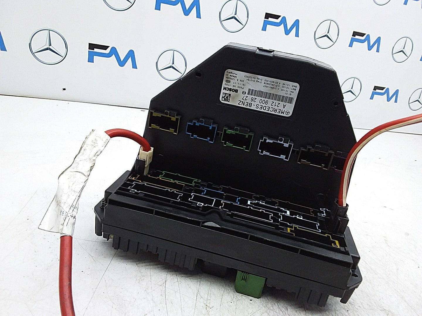 MERCEDES BENZ  E-CLASS W212  FUSE BOX A2129002627 FMR478