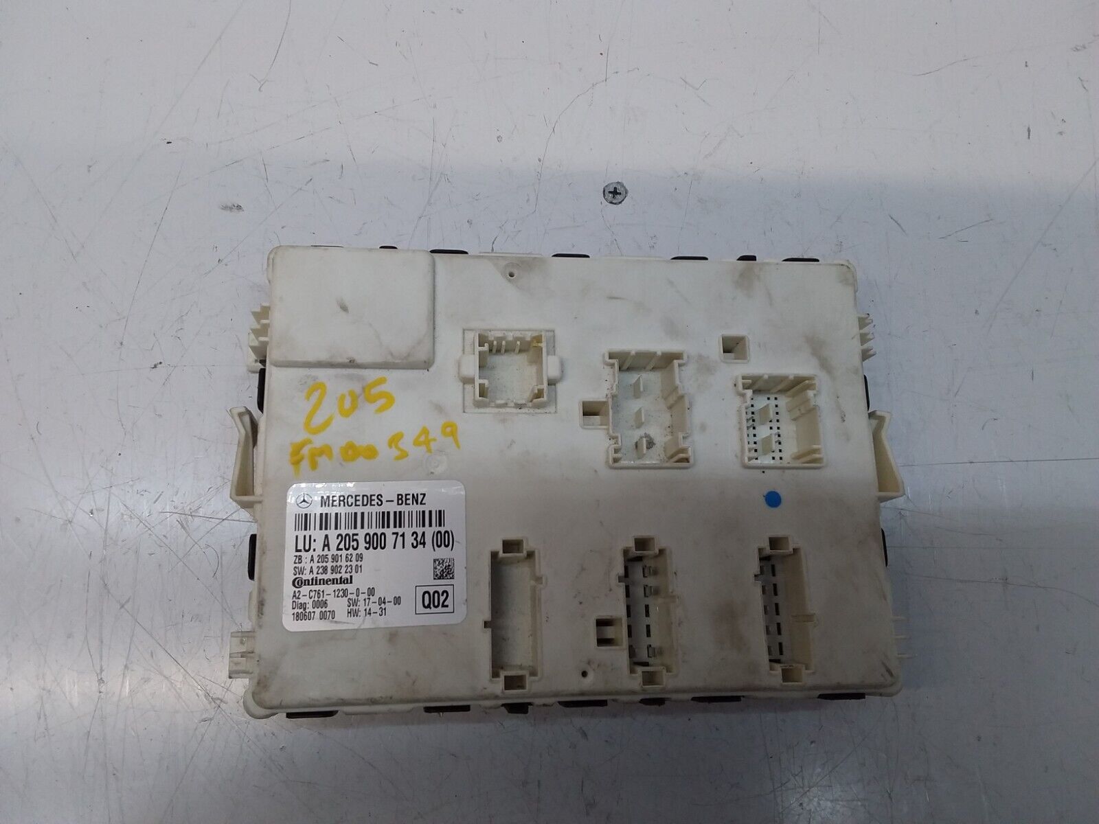 Mercedes C-CLASS W205 SAM Signal Control Module Unit A2059007134 FM00349