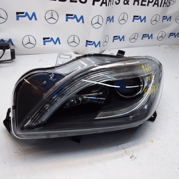 MERCEDES-BENZ W166 GLE PASSENGER NS  HEADLIGHT A1668204256 FMH77 LED INTELLIGENT