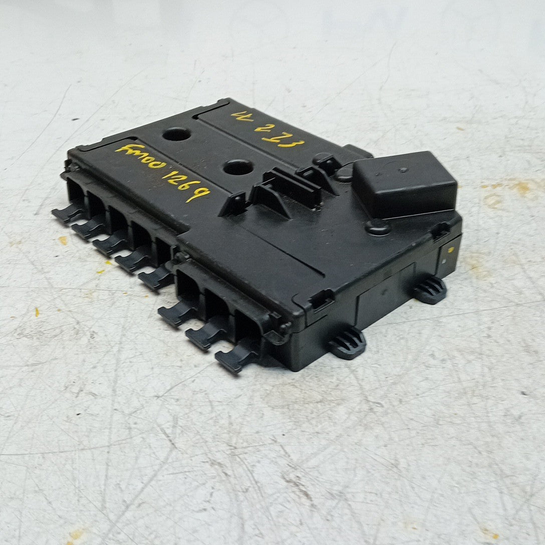 MERCEDES BENZ  E-CLASS  W213 FUSE RELAY JUNCTION BOX  A2135406200  FM001269