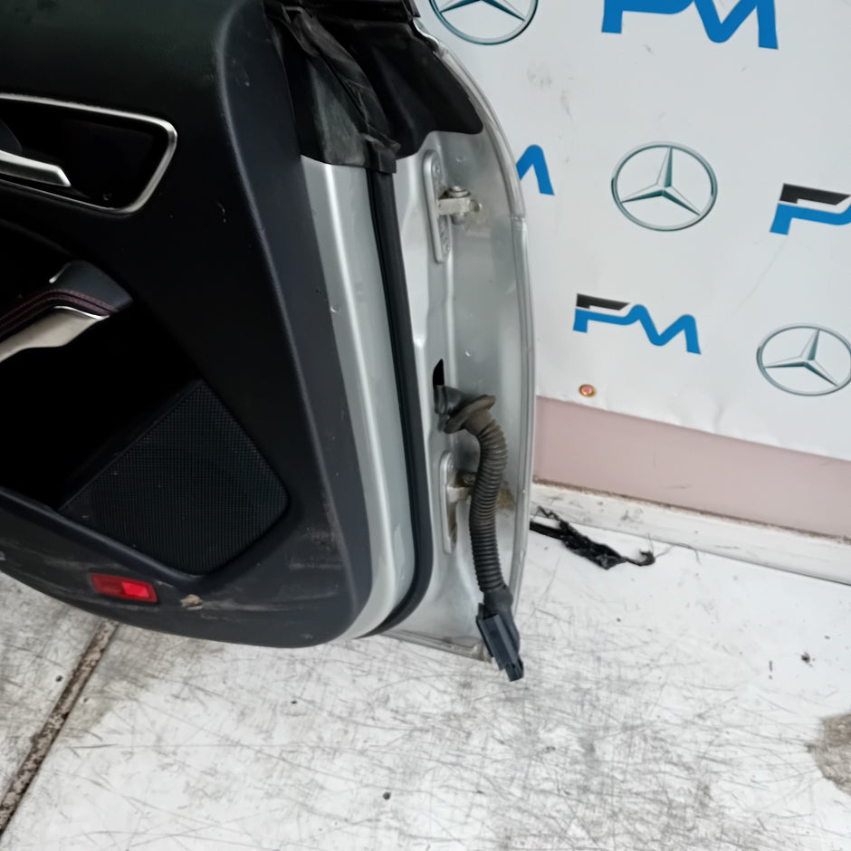MERCEDES CLA W117 EST PASSENGER REAR DOOR NSR SILVER 2013-19 COMPLETE FMD297