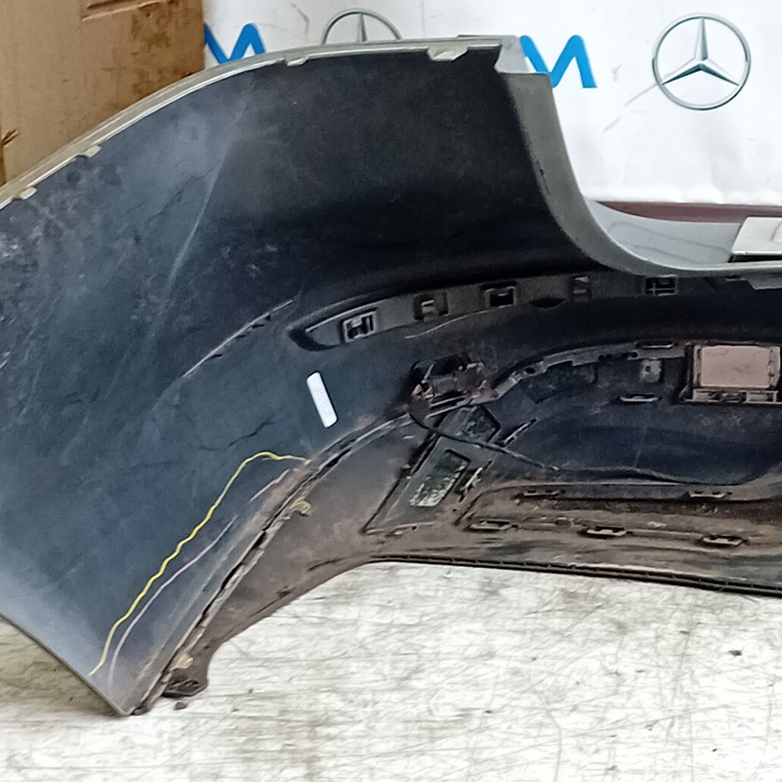 MERCEDES BENZ  GLE W166 SALOON REAR BUMPER GREY 2016 A1668853024 FMX85