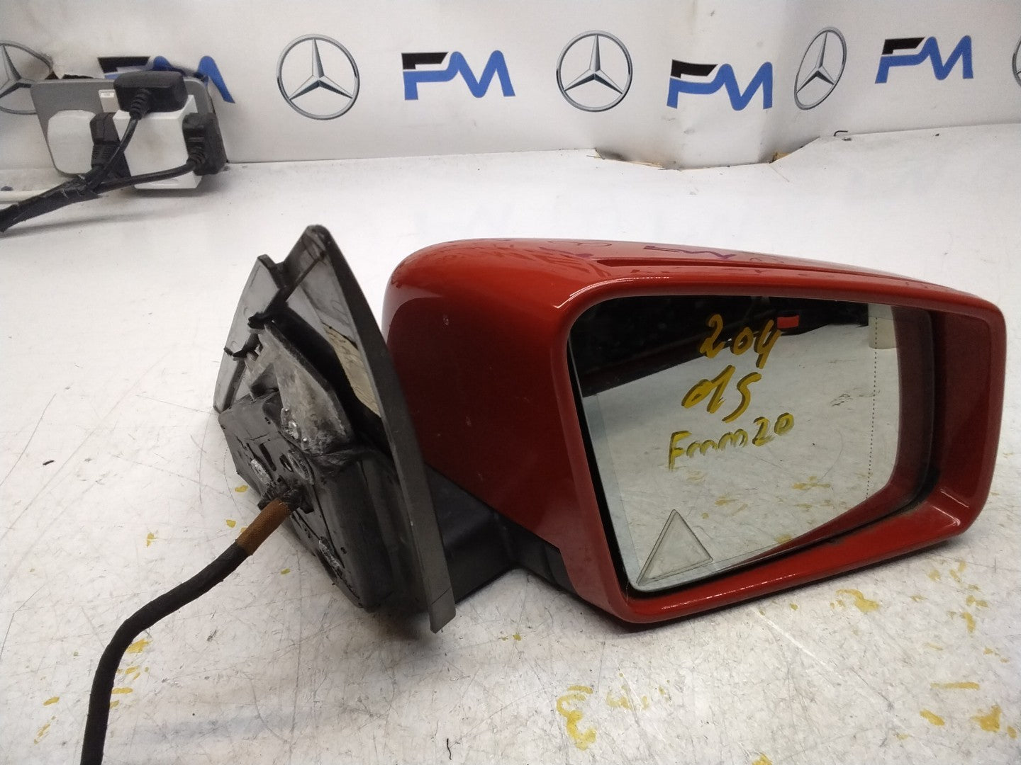 MERCEDES C-CLASS  W204 DRIVER SIDE WING MIRROR A2048107293 RED FMM20