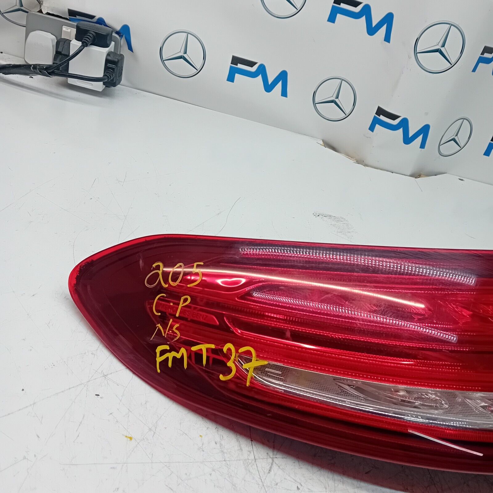 MERCEDES C-CLASS W205 COUPE 2016 REAR PASSENGER N/S TAIL LIGHT A2059066300 FMT37