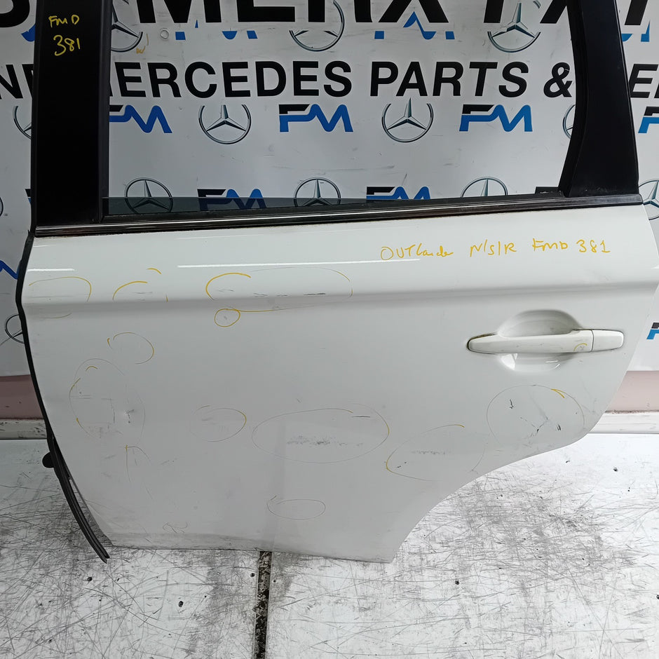 MITSUBISHI OUTLANDER MK3 PASSENGER REAR DOOR NSR 2013 WHITE FMD381