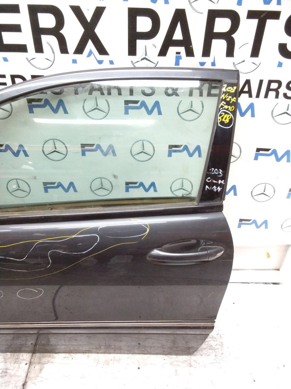 MERCEDES C-CLASS W203 PASSENGER FRONT NSF BLACK 2001-2004 COMPLETE FMD318