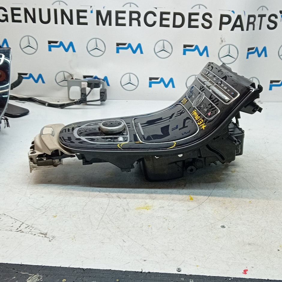  MERCEDES E-CLASS W213 CLIMATE & CENTRE CONSOLE A2138100815  COMPLETE FM001314