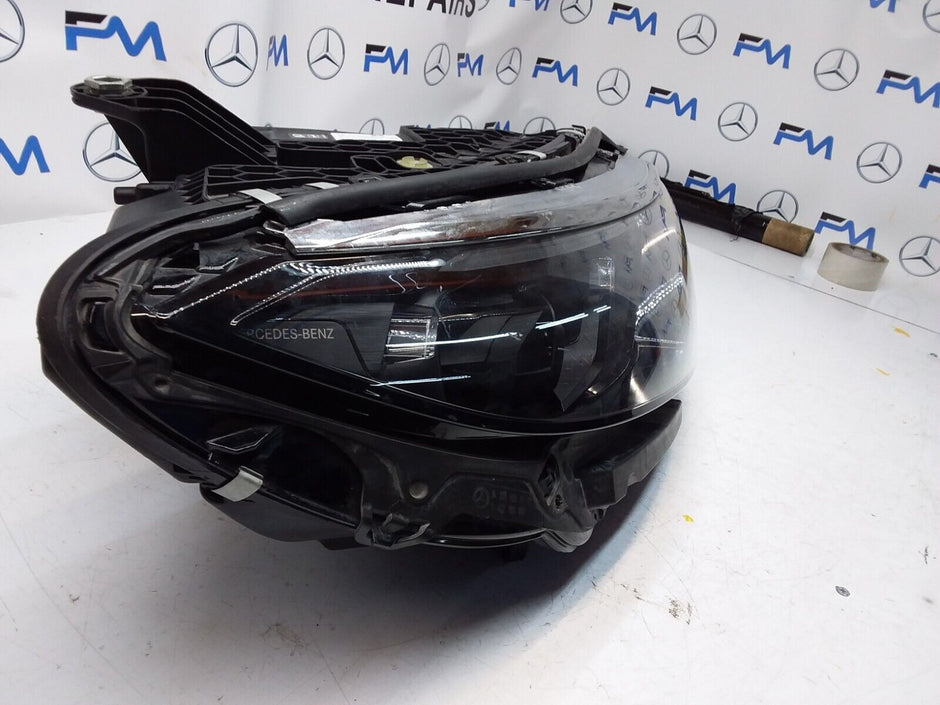 Mercedes EQS W297 Right Side LED Headlight 2022 A2979062203 FMH63 Digital