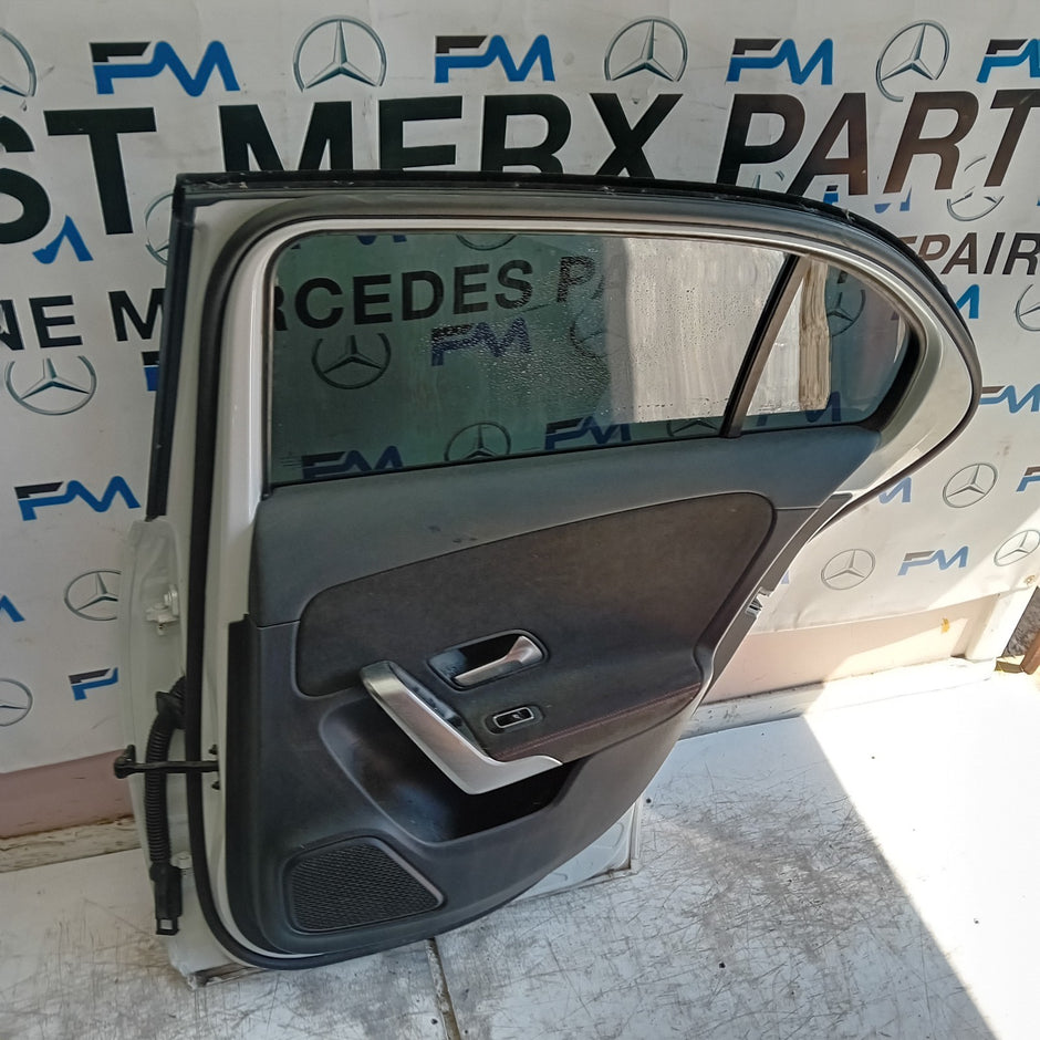 MERCEDES A-CLASS W177 DRIVER REAR DOOR OSR 2019 WHITE COMPLETE FMD492