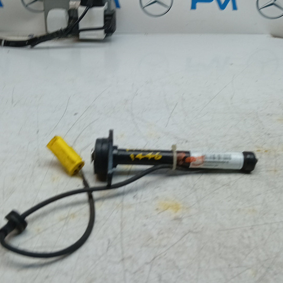 MERCEDES C CLASS W205 BONNET PEDESTRIAN ACTUATOR A2059060002 2017 FM001446