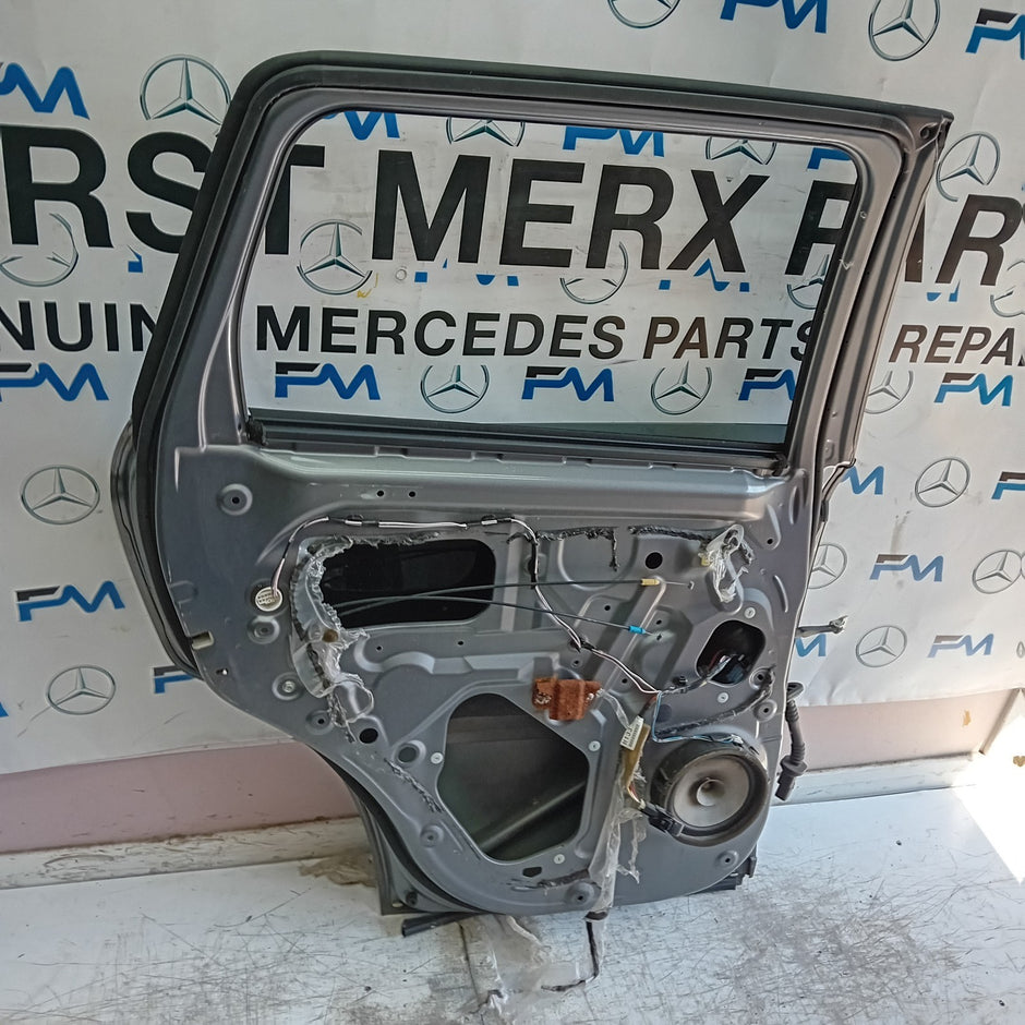 MITSUBISHI OUTLANDER MK3 PASSENGER REAR DOOR NSR 2013 GREY FMD499