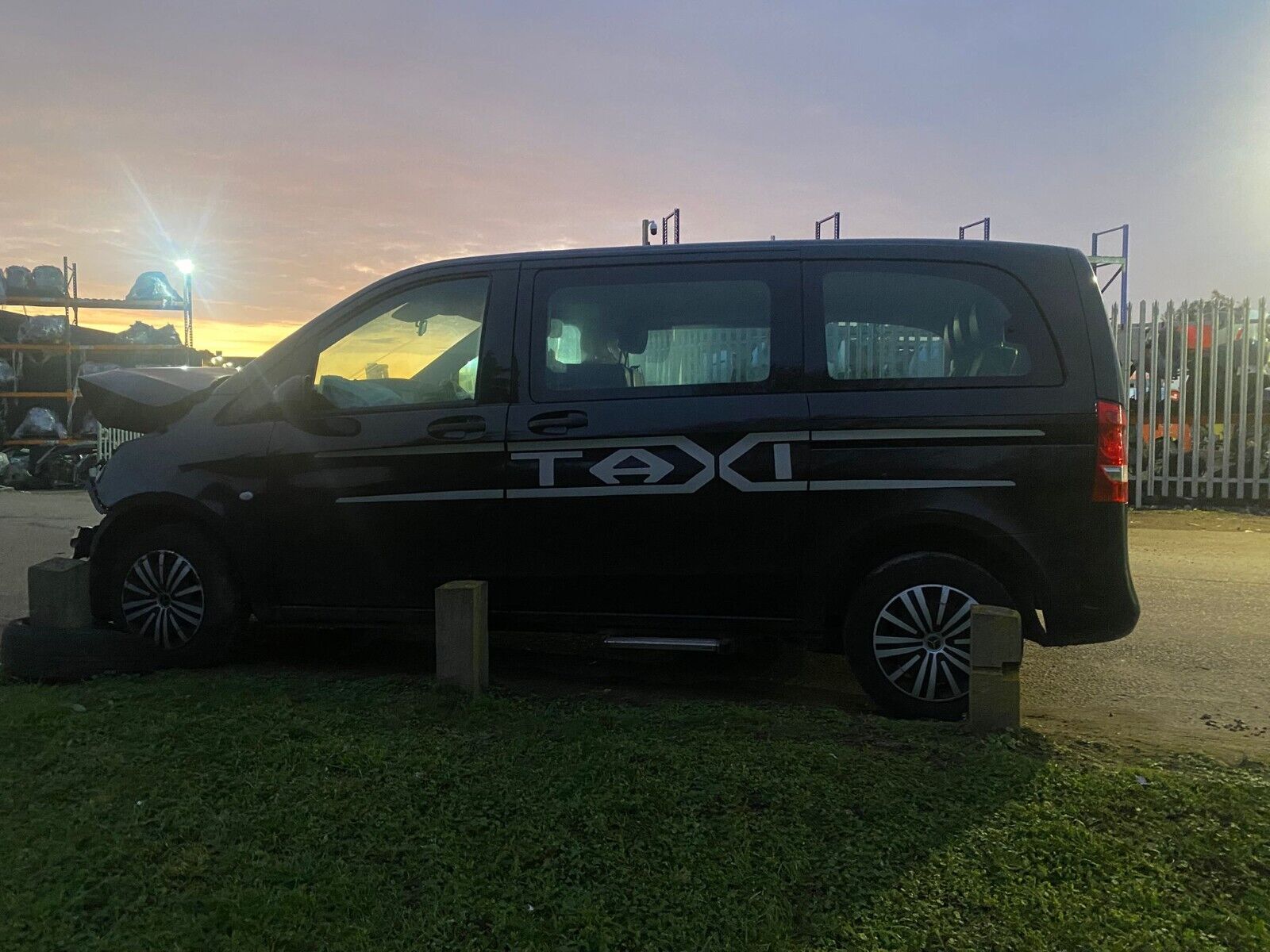 MERCEDES BENZ VITO TOURER W447 - BREAKING / WINGS