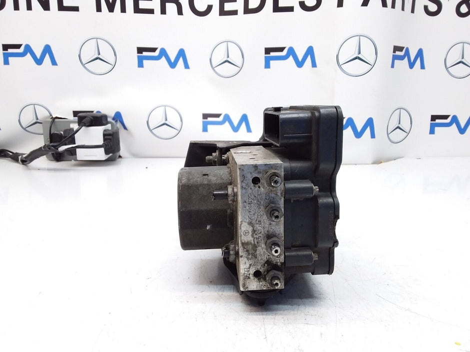 MERCEDES CLA W246 ABS PUMP MODULE CONTROL UNIT A2464300210 FM00433
