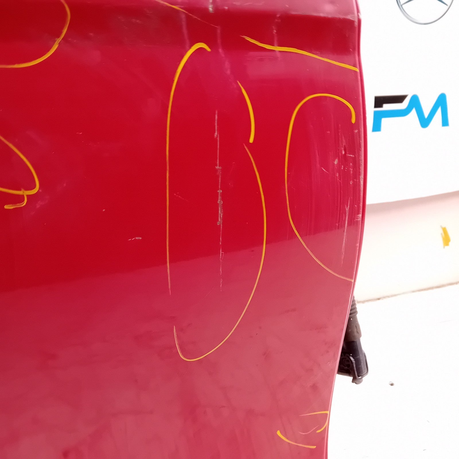 MERCEDES C-CLASS W204 SLN DRIVER REAR DOOR OSR RED 2008-2014 COMPLETE FMD447