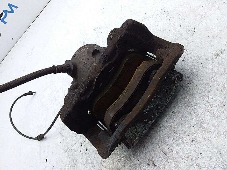 MERCEDES BENZ  C-CLASS  W204 WHEEL BRAKE CALIPER  RIGHT FMR364